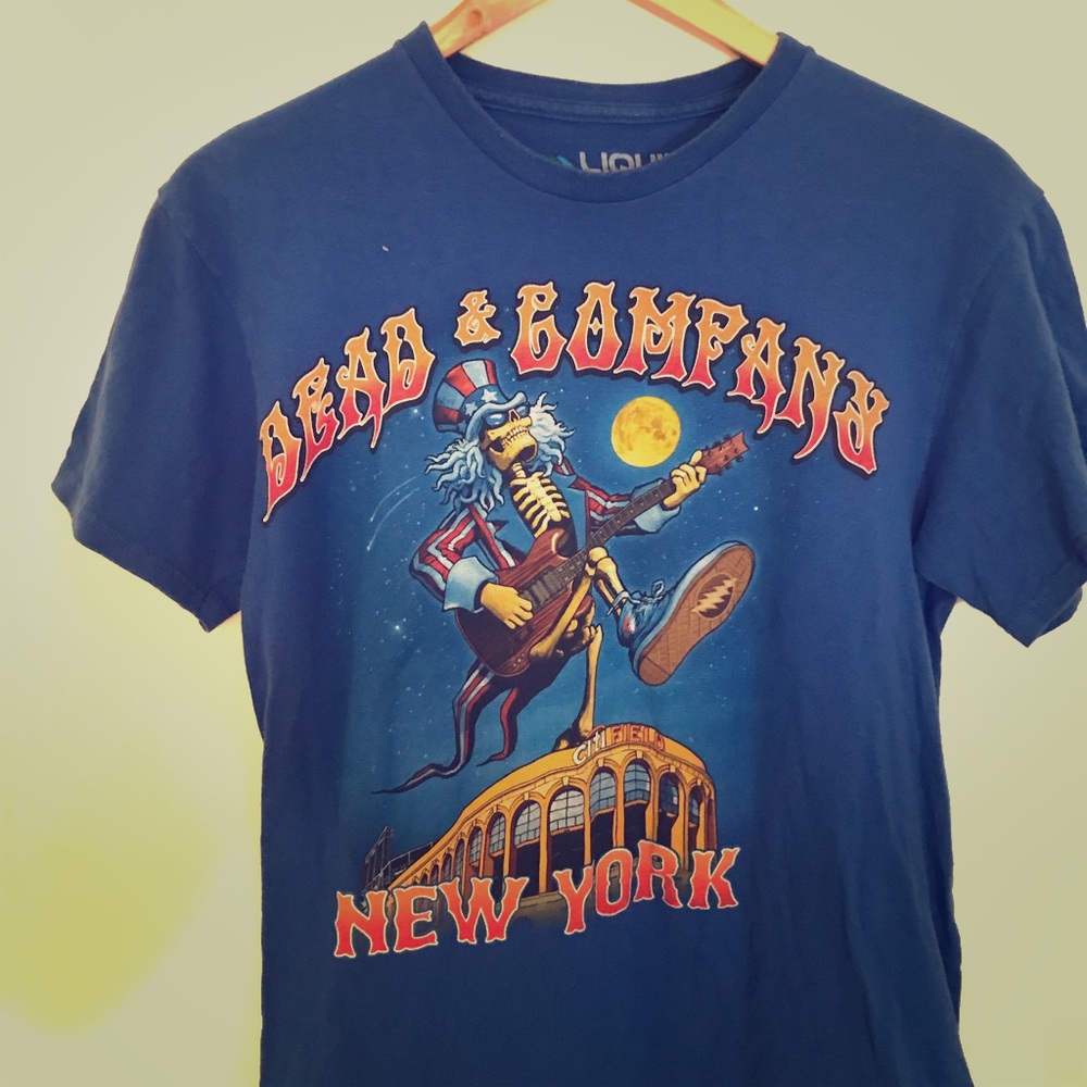 Dead and Company 2016 Tour shirt. New York